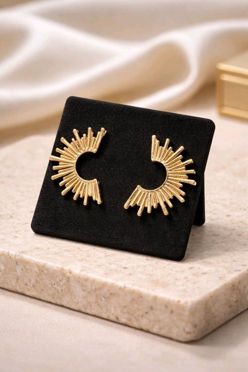 Gold Yarım Ay Küpe