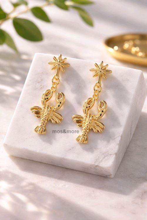 Gold Sallantılı Istakoz Hafif Kadın Küpe