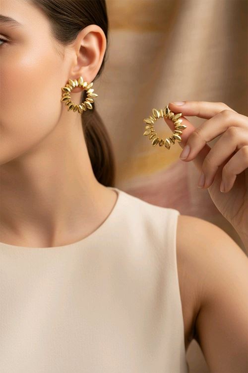 Gold Yaprak Çelenk Küpe