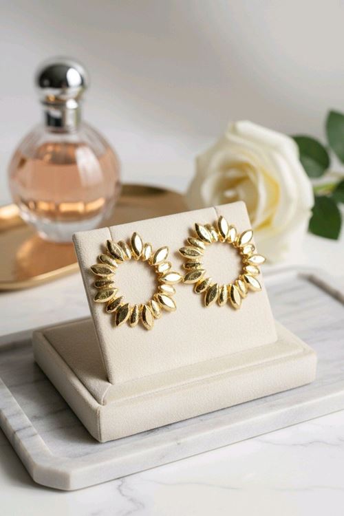 Gold Yaprak Çelenk Küpe