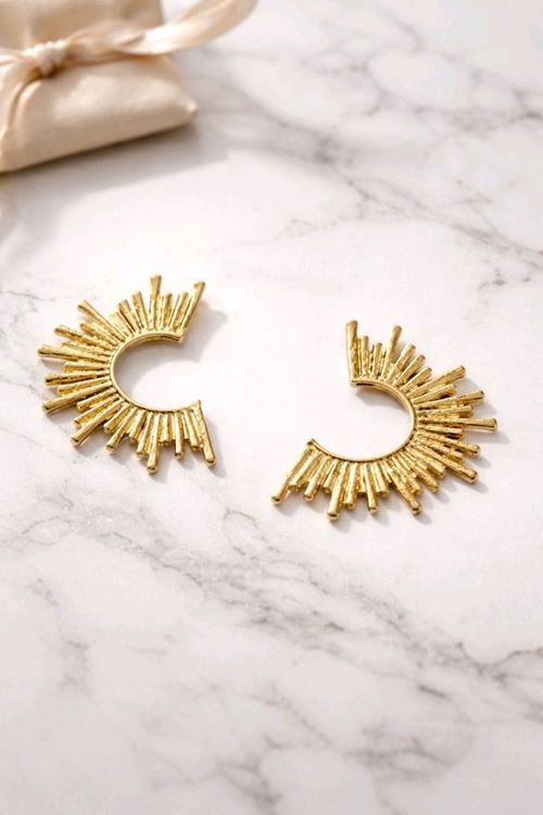 Gold Yarım Ay Küpe