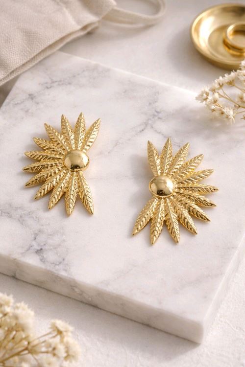 Gold Yarım Papatya Küpe