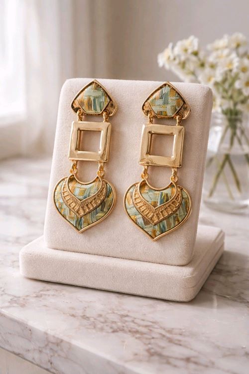 Gold Yeşil Tonlu Etnik Hafif Küpe