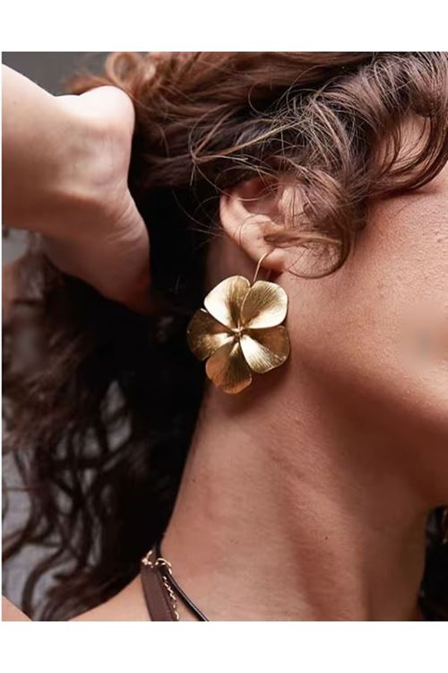 Marka Küpe, Gold Çiçek Şık Kadın Küpe