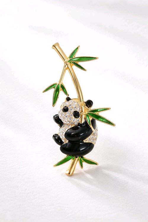 Dalda Oturan Panda Broş, Yaka Broşu, Çanta Broşu