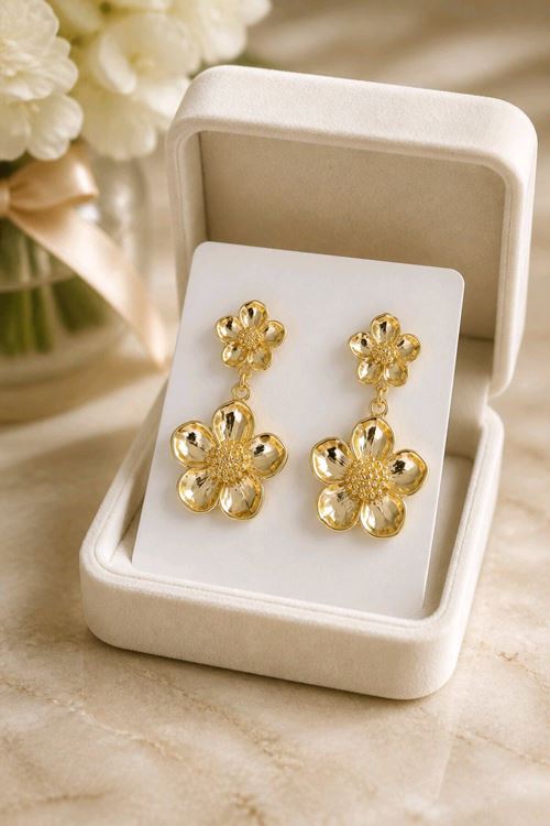 Gold Sallantılı Çiçek Küpe