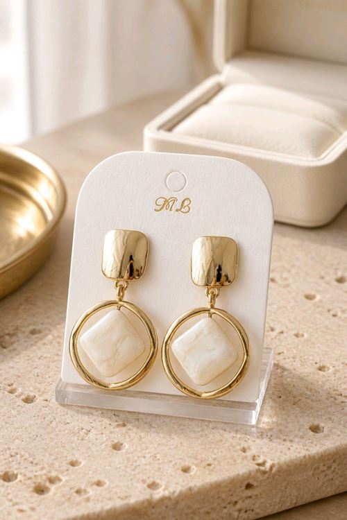 Krem Taşlı Gold Küpe