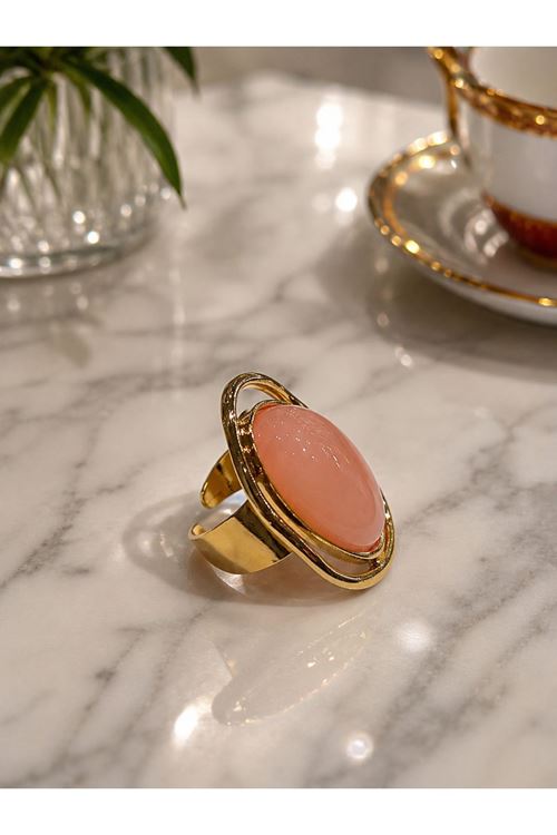 Büyük Pembe Taşlı Gold Yüzük