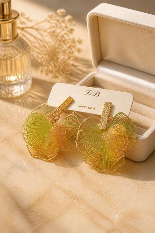 Gold Sallantılı Tel Küpe