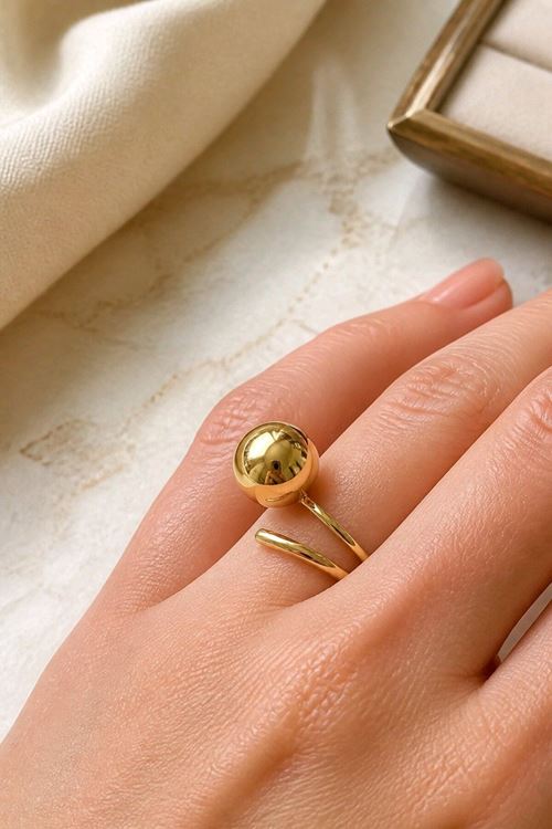 Gold Top Şık Yüzük