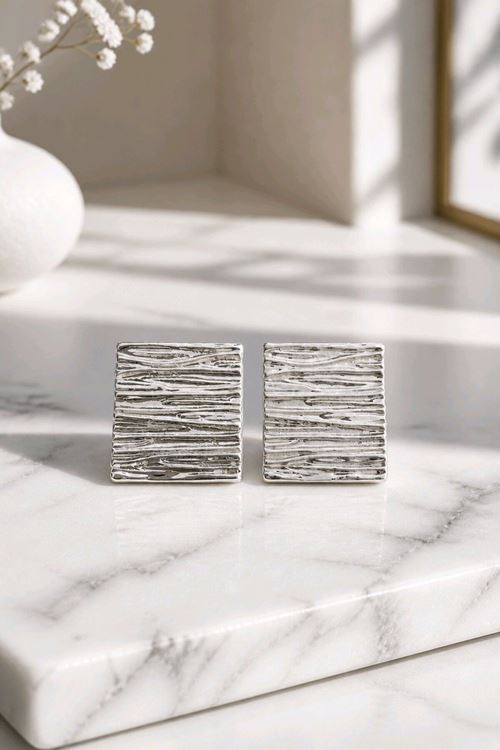 Gümüş Dokulu Yüzey Dörtgen Basic Küpe, Uzunluk:3cm
