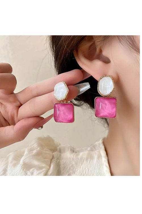 Pembe Beyaz 4 Mevsimlik Gold Kadın Küpe