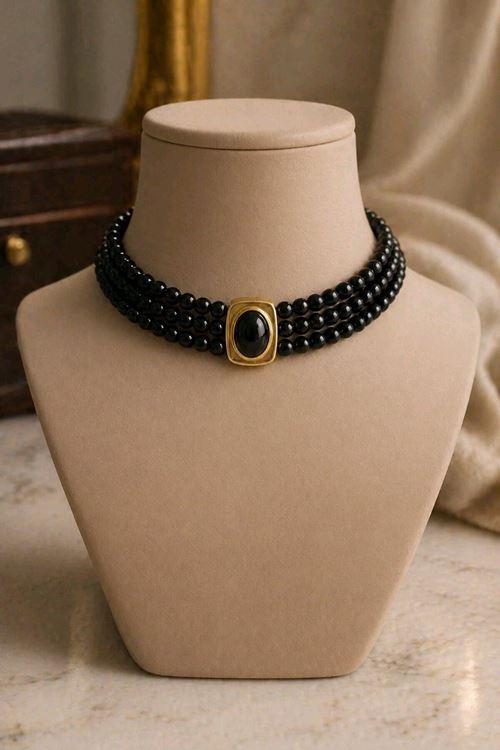 Siyah İncili Taşlı Choker Kolye