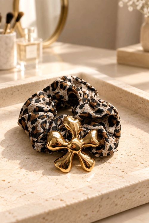 Leopar Çiçek Figürlü Simit Toka, Çap: 10cm 